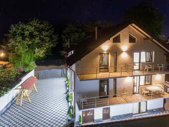 Hostal Pensiunea D & Ylan