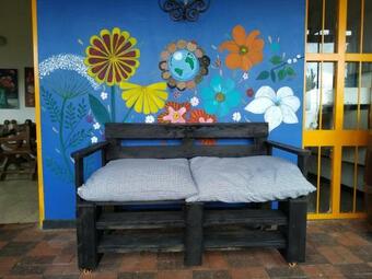 Acaima: Paisaje, Flores Y Arte