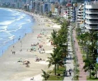 Casa Maravilhosa, A Poucos Metros Da Praia