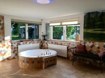 Bed & Breakfast Naturforsthaus Gartenblick F�r Tier- Und Naturverbundene Menschen