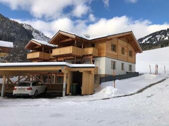 Dachstein West Apartments