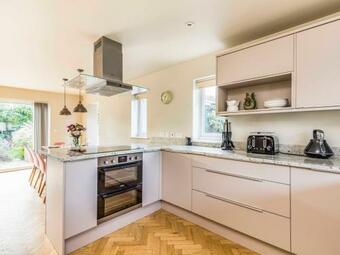 Pass The Keys Stylish And Fresh 4 Bed Beach House With Garden