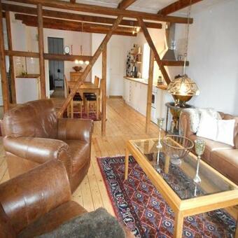 R�st�nga Vacation Apartments