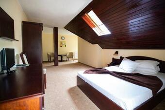 Hostal Pensiunea Decorale