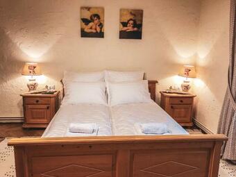 English Apartment?spacious Rooms?complete Kitchen