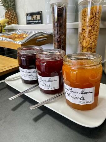 Hotel H�tel Les 4 Ch�nes