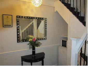 Hostal Cwmbach Guest House