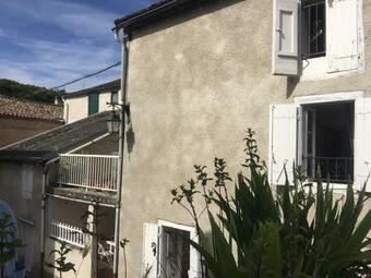 Les Terrasses De La Montagne Noire. Pays Cathare