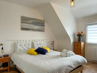 Azur, Maison Moderne Vue Mer