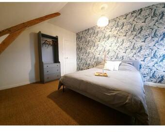 Maison Blanche Proche Autoroute