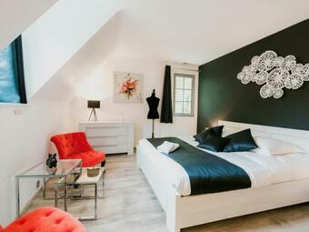 G�te Estaires, 5 Pi�ces, 10 Personnes - Fr-1-510-8