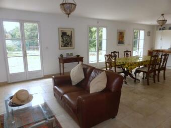 Le Manoir De Flassans