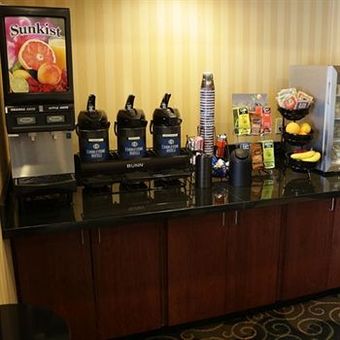 Posada Cobblestone Inn And Suites