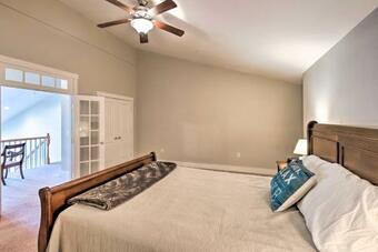 Apartamento Waterfront Getaway With Boat Slip On Alton Bay!