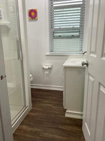 Hostal Cozy Private Bedrooms Kitchen Wifi