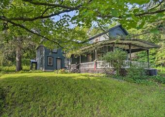 Spacious Durham Home With Separate Living Areas