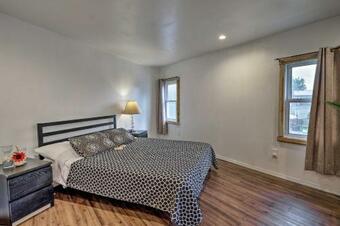 Charming Gloversville Retreat 13 Mi To Royal Mtn!