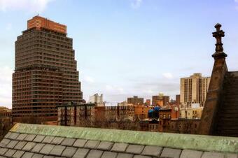 Hostal Manhattan Guest Suites