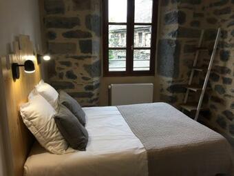 Hotel H�tel Restaurant Le Bardi�re