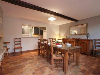 G�te La Mesni�re, 5 Pi�ces, 12 Personnes - Fr-1-497-65