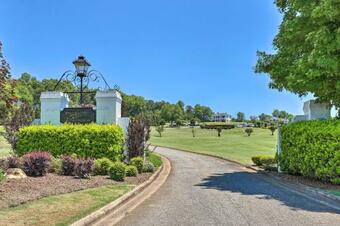 Updated Home With Deck And Fire Pit, Near Golfing