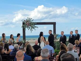 Ariel Broadway Hotel