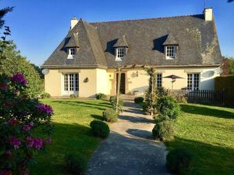 Bed & Breakfast By The Lake