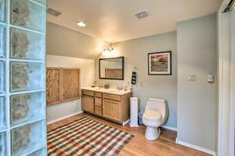 Updated Coos Bay Home About 2 Mi To Pacific Ocean