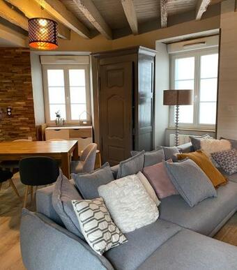 Maison De Village Avec Jardin Et Grand Espace