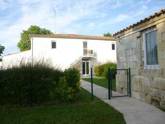 G�tes De L'eguille