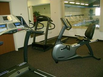 Holiday Inn Express Hotel & Suites Pierre-fort Pierre