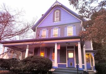Charming Executive Victorian Mansion W/ Free Parking - Near Bucknell