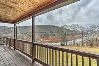 Peaceful Hancock Home With Patio, Deck And Grill!