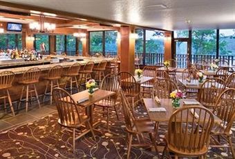 Hotel Burr Oak Lodge And Conference Center