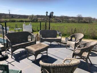 G�te 14 Personnes � La Campagne