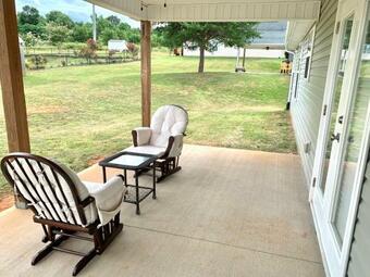 The Sleeping King Lyman