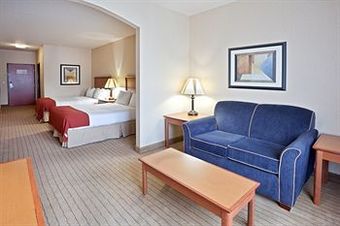 Holiday Inn Express Hotel & Suites Seaside Convention Center