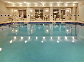 Holiday Inn Express & Suites Vermillion, An Ihg Hotel