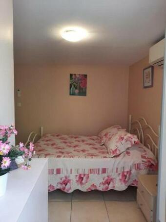 Bed & Breakfast Chambre Leucate Village