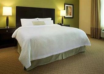 Hotel Hampton Inn And Suites Robbinsville