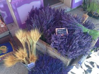 Bed & Breakfast Maison D'h�tes Ventoureso