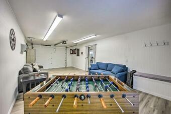 Lakeside Retreat With Dock On Cedar Creek Lake