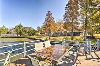 Upscale Lakefront Home With Boat Dock And Decks!