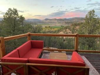 Cliff's Edge. New Build, Breathtaking Views, Luxury Stay Near Zion