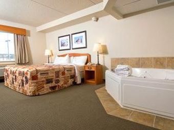 Hotel Americinn Lodge & Suites Munising