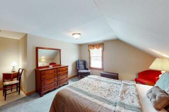 Mount Holly Ski House