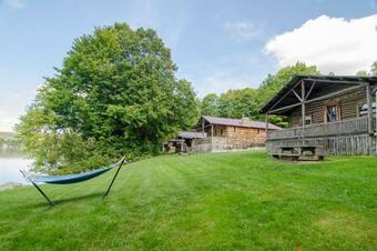 Hotel Mountain Lake Cottages