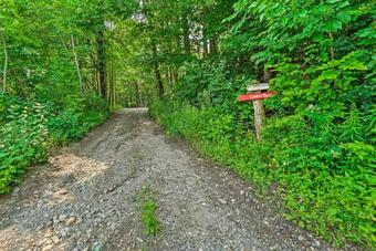 Cozy Treetop Hideaway Near Harriman Reservoir!