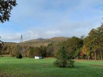 Villa Quiet Country Home @ Dragonfly Ridge - Bring Pets!