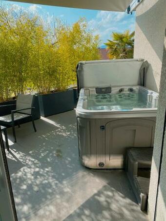 Apartamento Studio/jacuzzi Privatif Chauff�/terrasse/parking